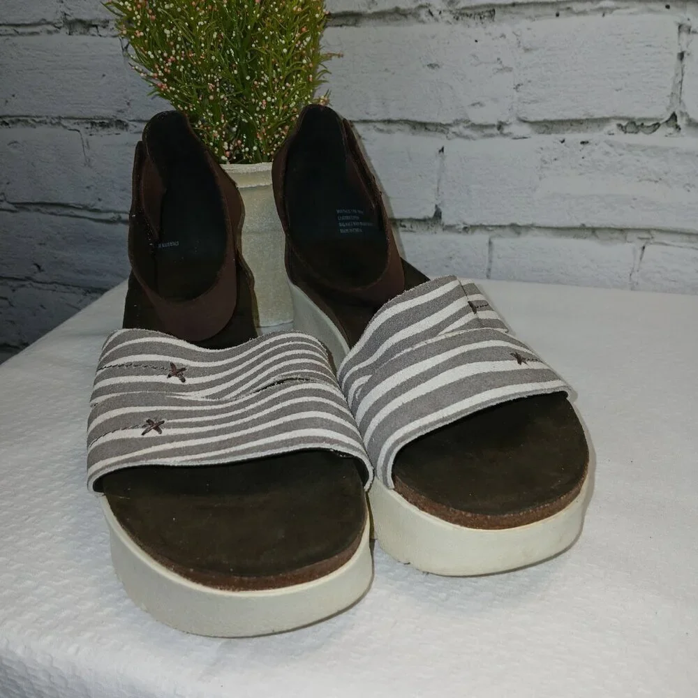 OTBT MONTAUK PLATFORM SANDALS WOMENS 7.5, TAPIOCA COLOR,  VERY GOOD CONDITION